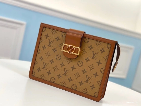 WIS LOUIS VUITTON CHANELUTCH 1202